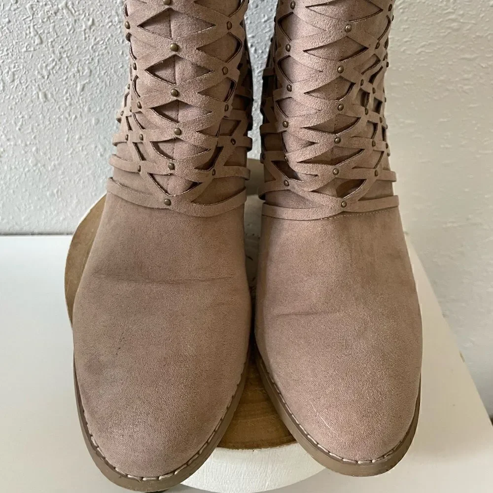 JustFab Zip Up Ankle Booties Size 10 EUC
